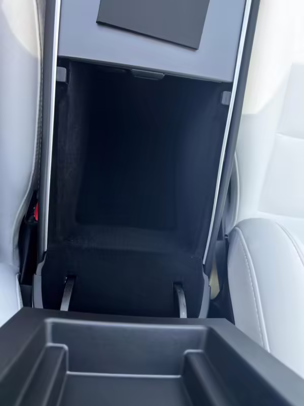 2022 Tesla Model Y Long Range AWD — photo 59