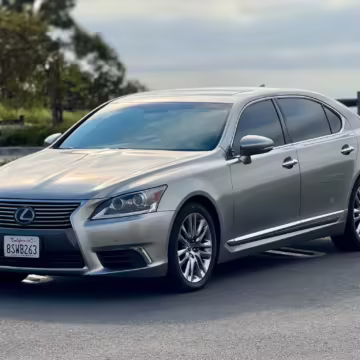2017 Lexus LS 460 L — photo 17