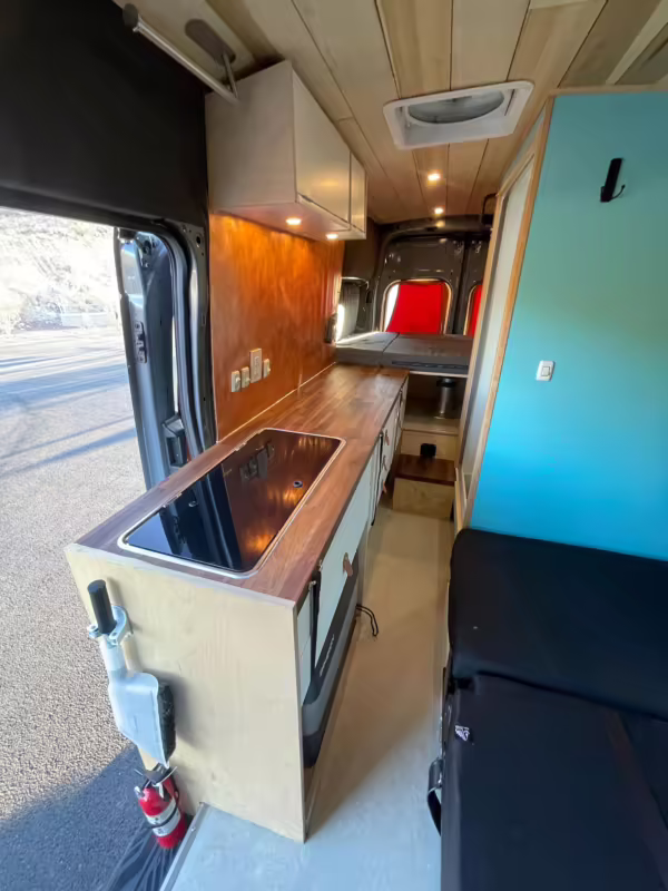 2021 Ford Transit 250 — photo 60