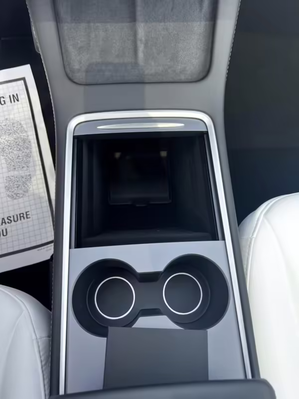 2022 Tesla Model Y Long Range AWD — photo 63