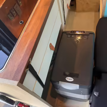 2021 Ford Transit 250 — photo 61