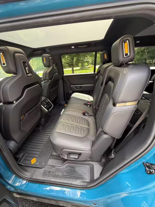 2025 Rivian R1S Adventure Edition — photo 49