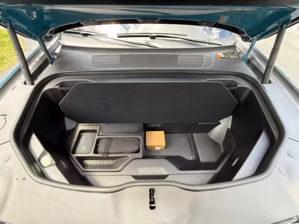 2025 Rivian R1S Adventure Edition — photo 50