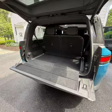 2025 Rivian R1S Adventure Edition — photo 52