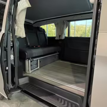 2020 Mercedes-Benz Metris Weekender — photo 44