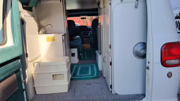1996 Dodge Ram Van B3500 — photo 87