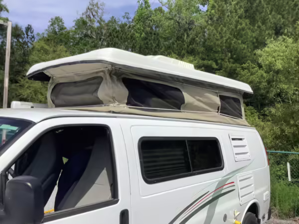 2010 Chevrolet Express 3500 Sportsmobile — photo 19