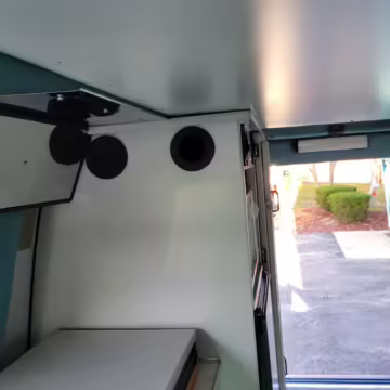 1996 Dodge Ram Van B3500 — photo 90