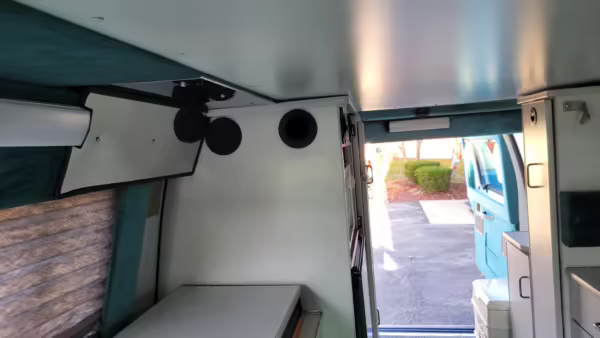 1996 Dodge Ram Van B3500 — photo 90