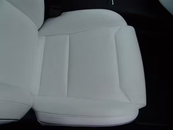 2016 Tesla Model S 90D — photo 36