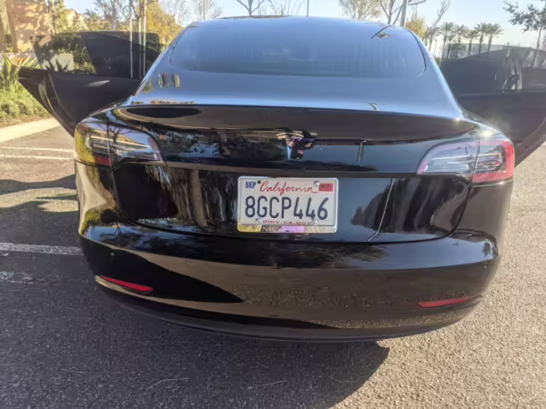 2018 Tesla Model 3 Long Range — photo 18