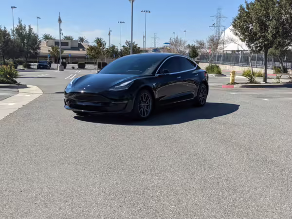 2018 Tesla Model 3 Long Range — photo 22