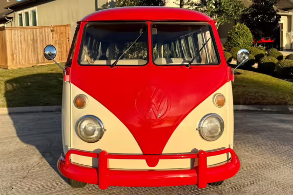 1975 Volkswagen Bus — photo 22