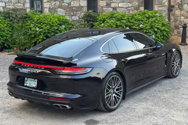 2023 Porsche Panamera Turbo S E-Hybrid — photo 75