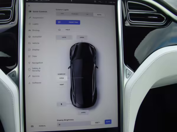 2016 Tesla Model S 90D — photo 44