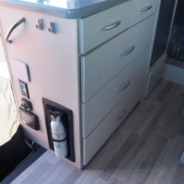 2022 Mercedes-Benz Sprinter 2500 Thor Sanctuary 4×4 — photo 48