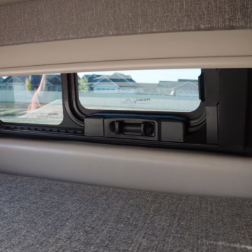 2022 Mercedes-Benz Sprinter 2500 Thor Sanctuary 4×4 — photo 65