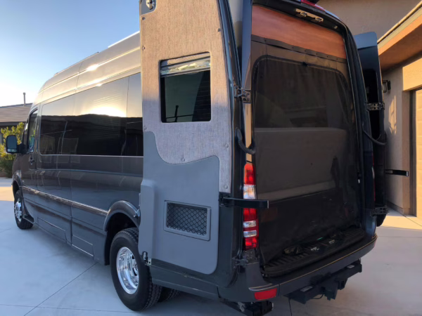 2019 Mercedes-Benz Sprinter 3500XD Roadtrek RS Adventurous — photo 41
