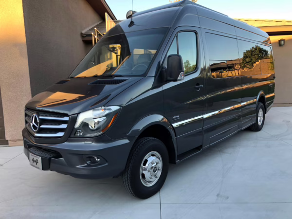 2019 Mercedes-Benz Sprinter 3500XD Roadtrek RS Adventurous — photo 14