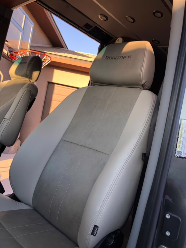 2019 Mercedes-Benz Sprinter 3500XD Roadtrek RS Adventurous — photo 66