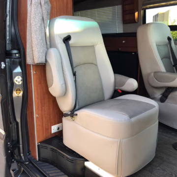 2019 Mercedes-Benz Sprinter 3500XD Roadtrek RS Adventurous — photo 43