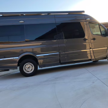 2019 Mercedes-Benz Sprinter 3500XD Roadtrek RS Adventurous — photo 11