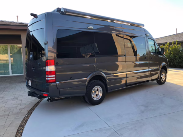 2019 Mercedes-Benz Sprinter 3500XD Roadtrek RS Adventurous — photo 16