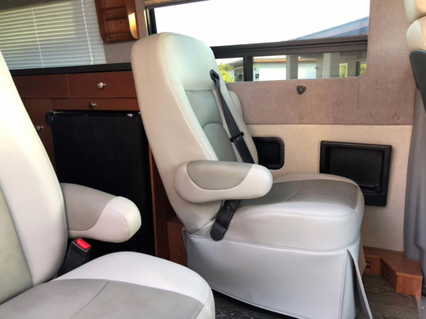 2019 Mercedes-Benz Sprinter 3500XD Roadtrek RS Adventurous — photo 69