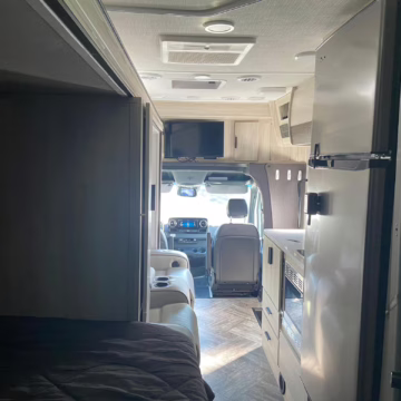 2021 Mercedes-Benz Sprinter 3500XD Sunseeker — photo 45
