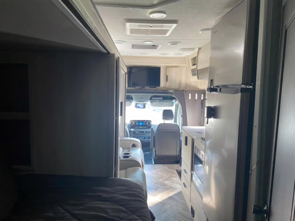 2021 Mercedes-Benz Sprinter 3500XD Sunseeker — photo 45