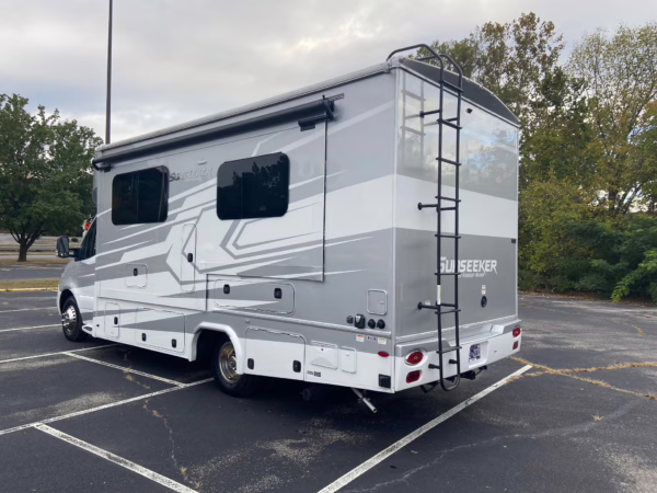 2021 Mercedes-Benz Sprinter 3500XD Sunseeker — photo 6