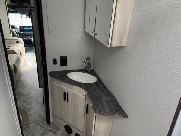 2021 Mercedes-Benz Sprinter 3500XD Sunseeker — photo 73