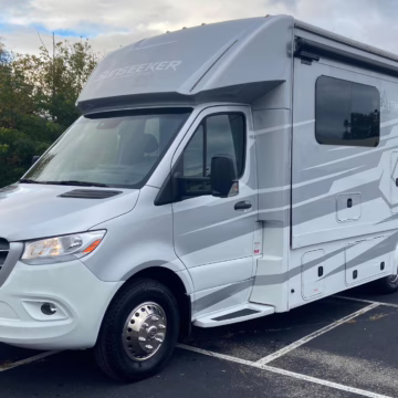 2021 Mercedes-Benz Sprinter 3500XD Sunseeker — photo 7
