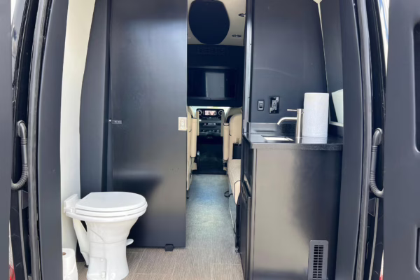 2022 Mercedes-Benz Sprinter 2500 Regency Xalta LX Tour — photo 80