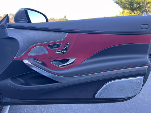 2020 Mercedes-Benz S560 Cabriolet — photo 54