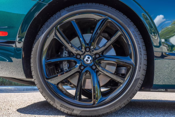 2021 Bentley Continental GTC V8 — photo 11