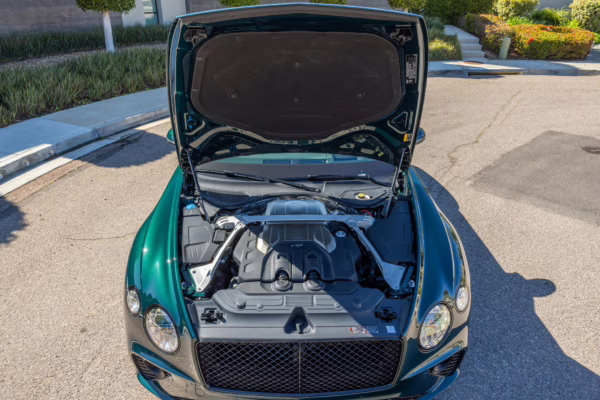 2021 Bentley Continental GTC V8 — photo 112