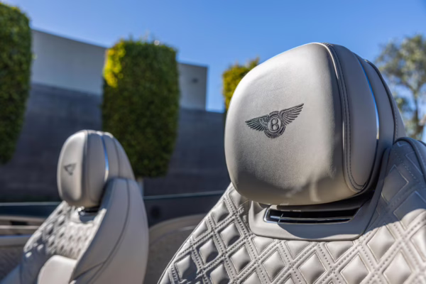 2021 Bentley Continental GTC V8 — photo 76
