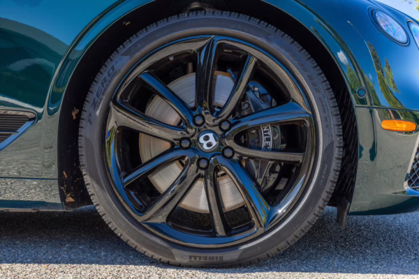 2021 Bentley Continental GTC V8 — photo 40