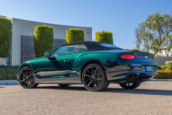 2021 Bentley Continental GTC V8 — photo 42