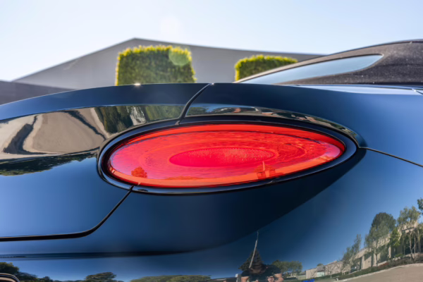 2021 Bentley Continental GTC V8 — photo 22
