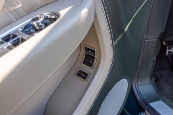 2021 Bentley Continental GTC V8 — photo 80