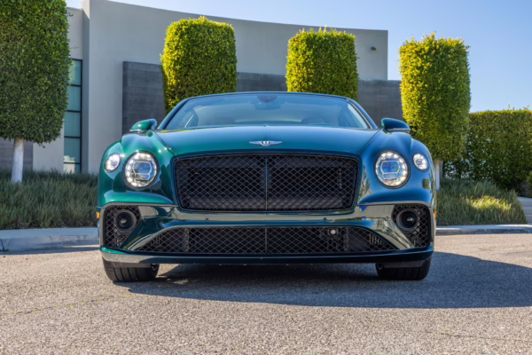 2021 Bentley Continental GTC V8 — photo 41