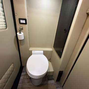 2021 Mercedes-Benz Sprinter 2500 Midwest Automotive Designs Day Cruiser 4×4 — photo 51