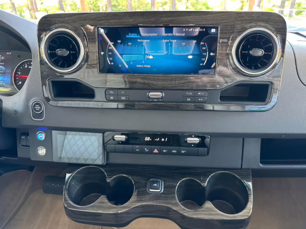 2021 Mercedes-Benz Sprinter 2500 Midwest Automotive Designs Day Cruiser 4×4 — photo 53