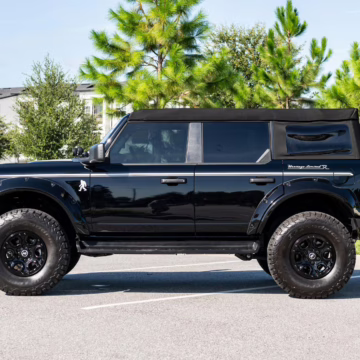 2025 Ford Bronco Heritage Edition — photo 11