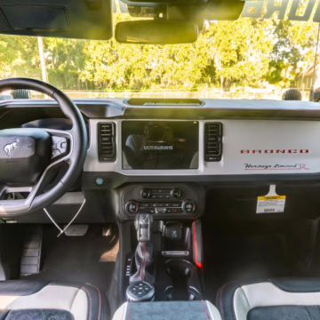 2025 Ford Bronco Heritage Edition — photo 39