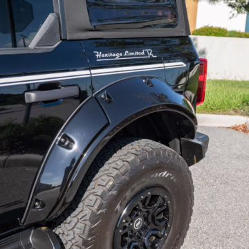 2025 Ford Bronco Heritage Edition — photo 6