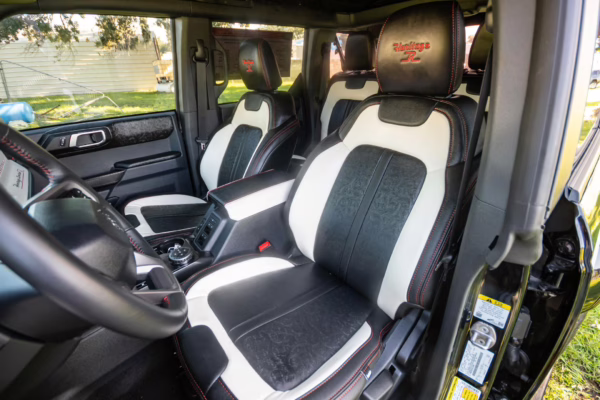 2025 Ford Bronco Heritage Edition — photo 34