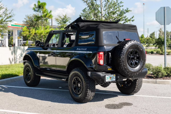 2025 Ford Bronco Heritage Edition — photo 9